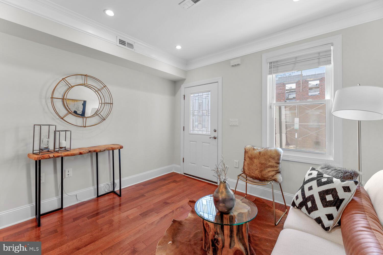 649 20th Street Northeast Washington, DC 20002 - Photo 4 of 32