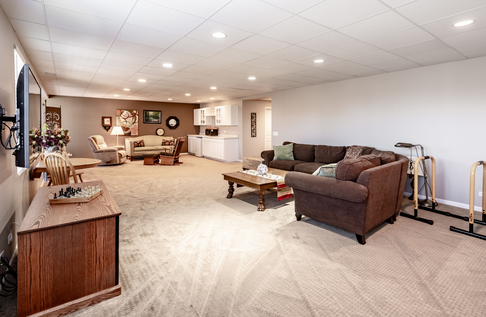 2737 Winton Court West Dundee, IL 60118 - Photo 40 of 52 a living room with furniture and a couch