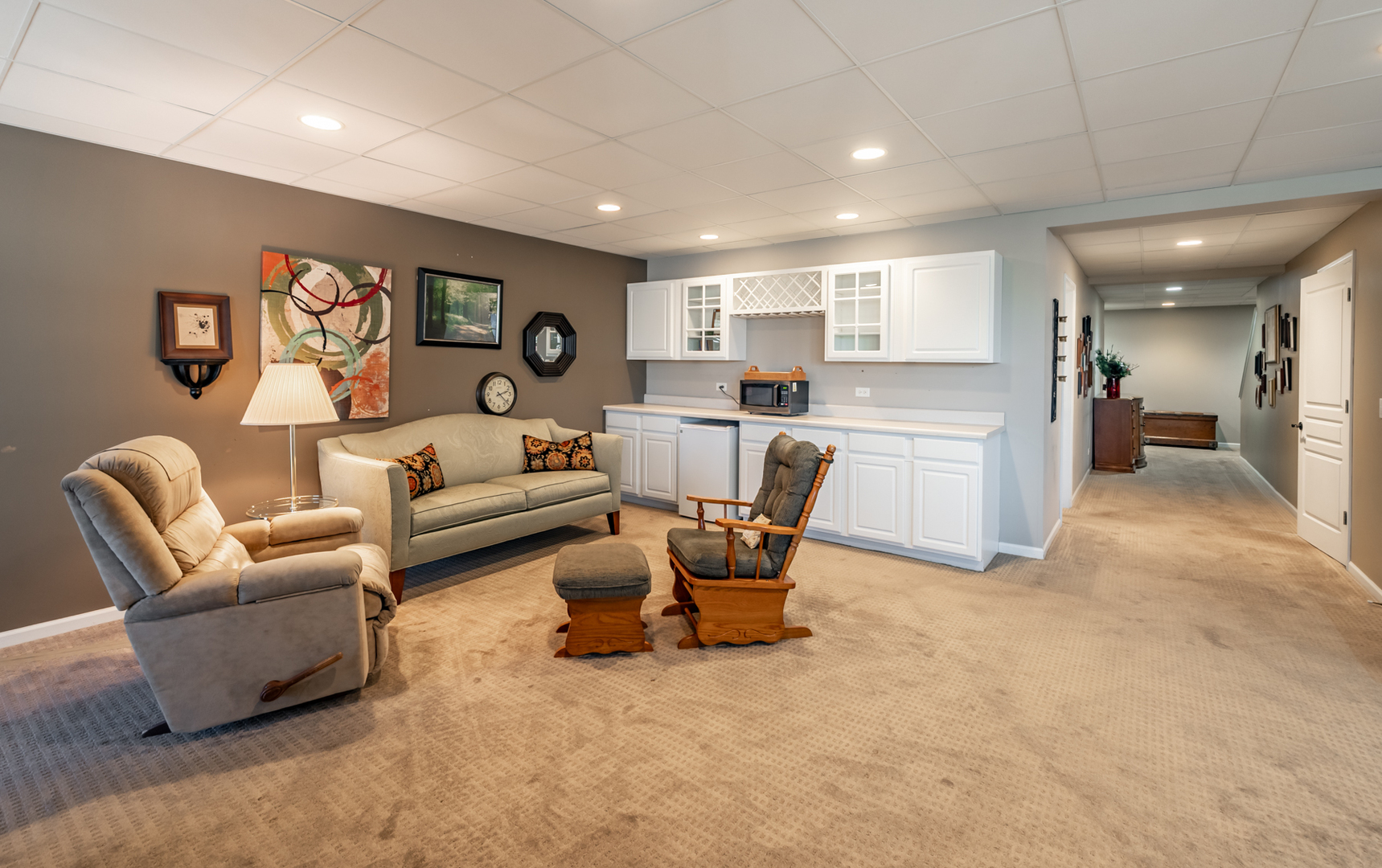 2737 Winton Court West Dundee, IL 60118 - Photo 42 of 52 a living room with furniture and kitchen view