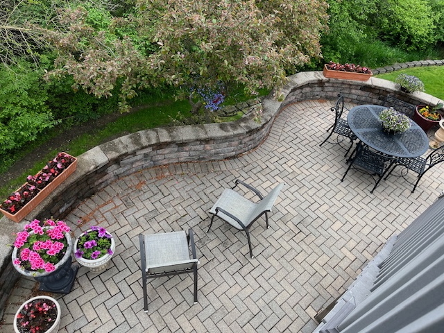 2737 Winton Court West Dundee, IL 60118 - Photo 5 of 52 a view of outdoor space and patio