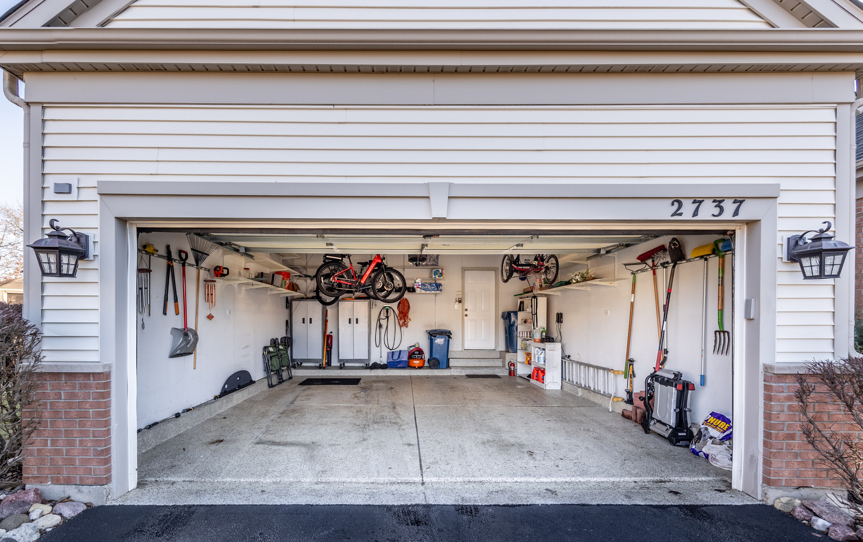 2737 Winton Court West Dundee, IL 60118 - Photo 52 of 52 a view of a garage