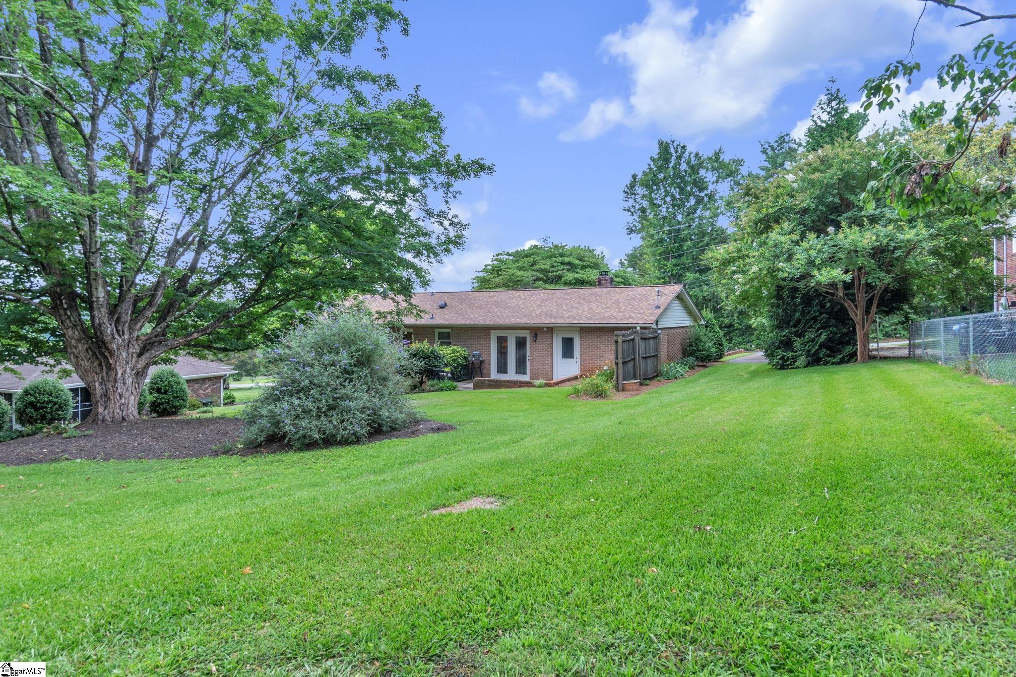 200 Rampey Street Easley, SC 29640 - Photo 3 of 41