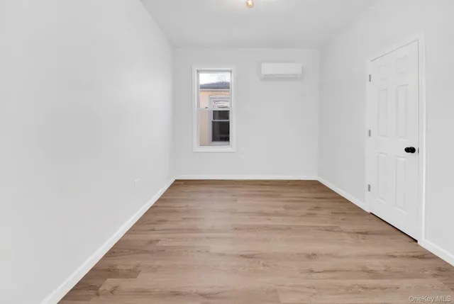 $699,000 | 3232 Fenton Avenue | Baychester