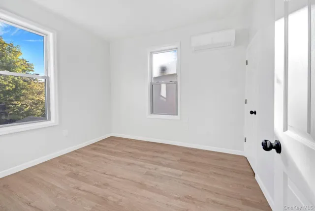 $699,000 | 3232 Fenton Avenue | Baychester