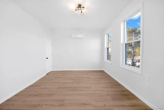 $699,000 | 3232 Fenton Avenue | Baychester