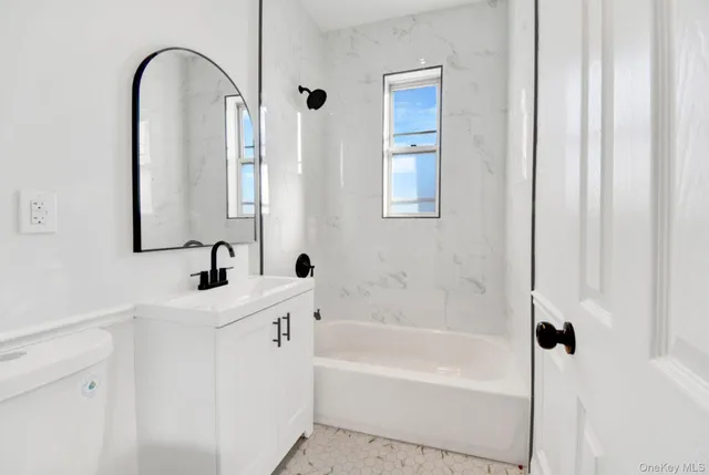 $699,000 | 3232 Fenton Avenue | Baychester