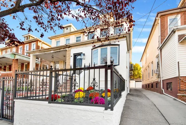 $699,000 | 3232 Fenton Avenue | Baychester