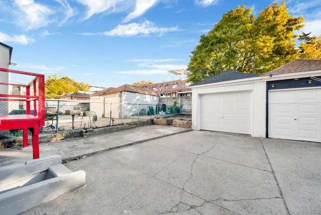 $699,000 | 3232 Fenton Avenue | Baychester