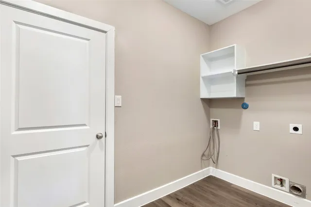 $320,000 | 436 Pebble Drive, Dayton, TX 77535