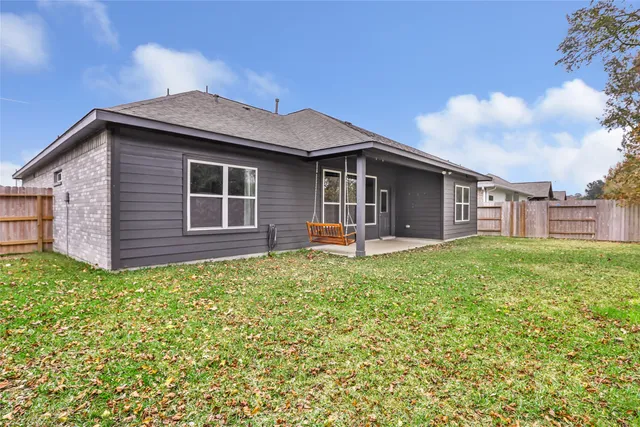 $320,000 | 436 Pebble Drive, Dayton, TX 77535