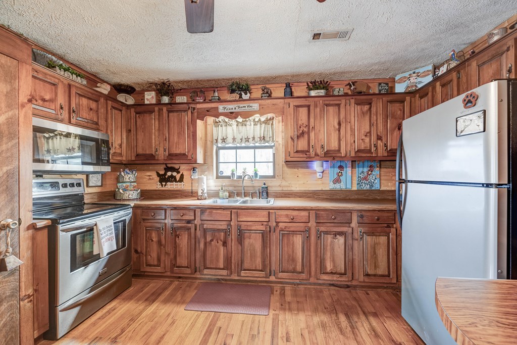 256 Boot Legger Road Morganton, GA 30560 - Photo 11 of 41