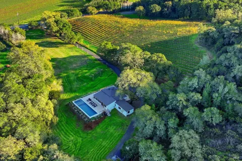 $2,495,000 | 2291 Westside Road, Healdsburg, CA 95448