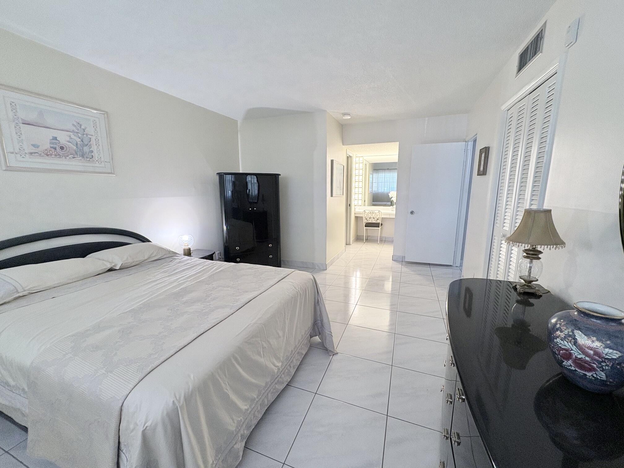 2671 South Course Drive, Unit 108 Pompano Beach, FL 33069 - Photo 8 of 40 IMG_5657