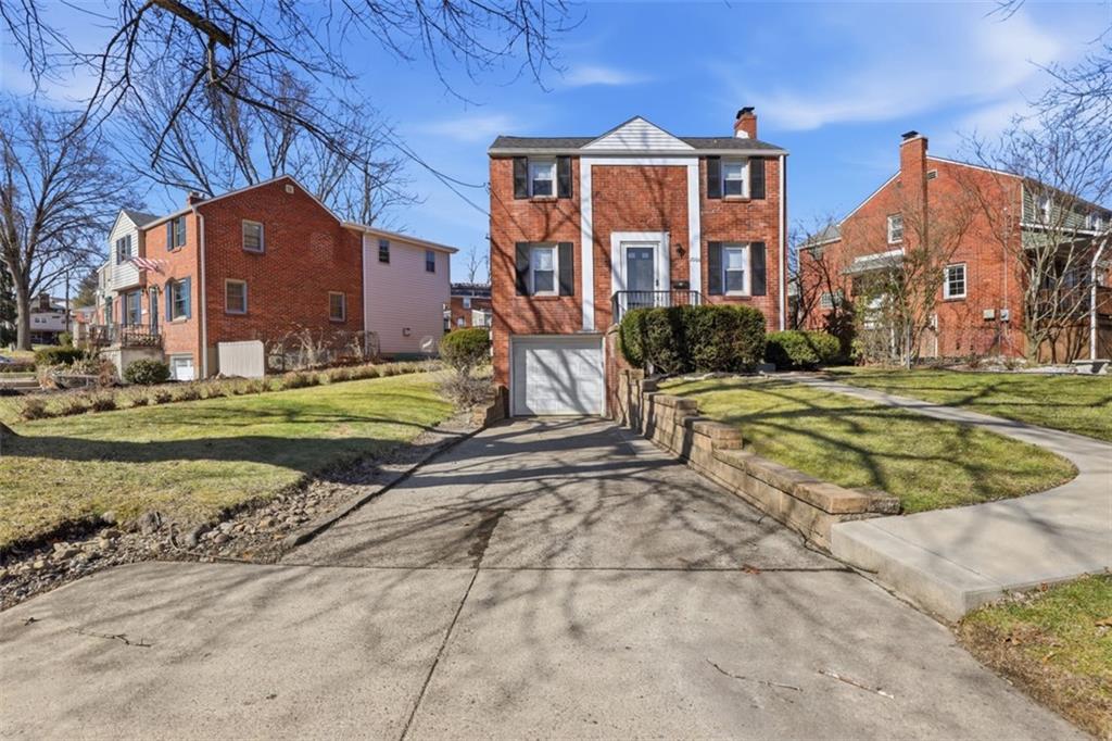 2066 Spring Valley Road Pittsburgh, PA 15243 - Photo 4 of 50 Gallery Image 4