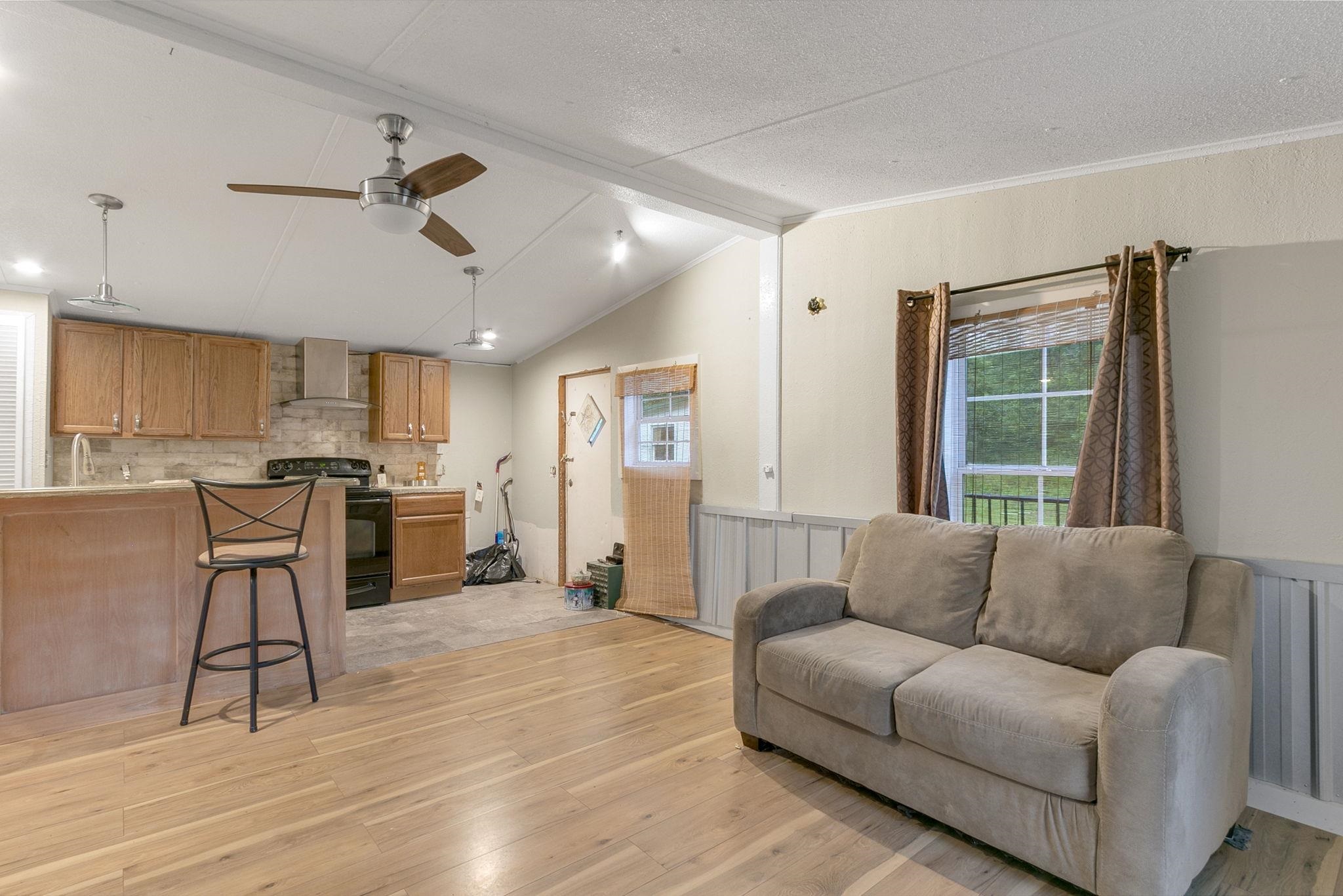 113 Dixon Road Westminster, SC 29693 - Photo 6 of 24 Gallery Image 6