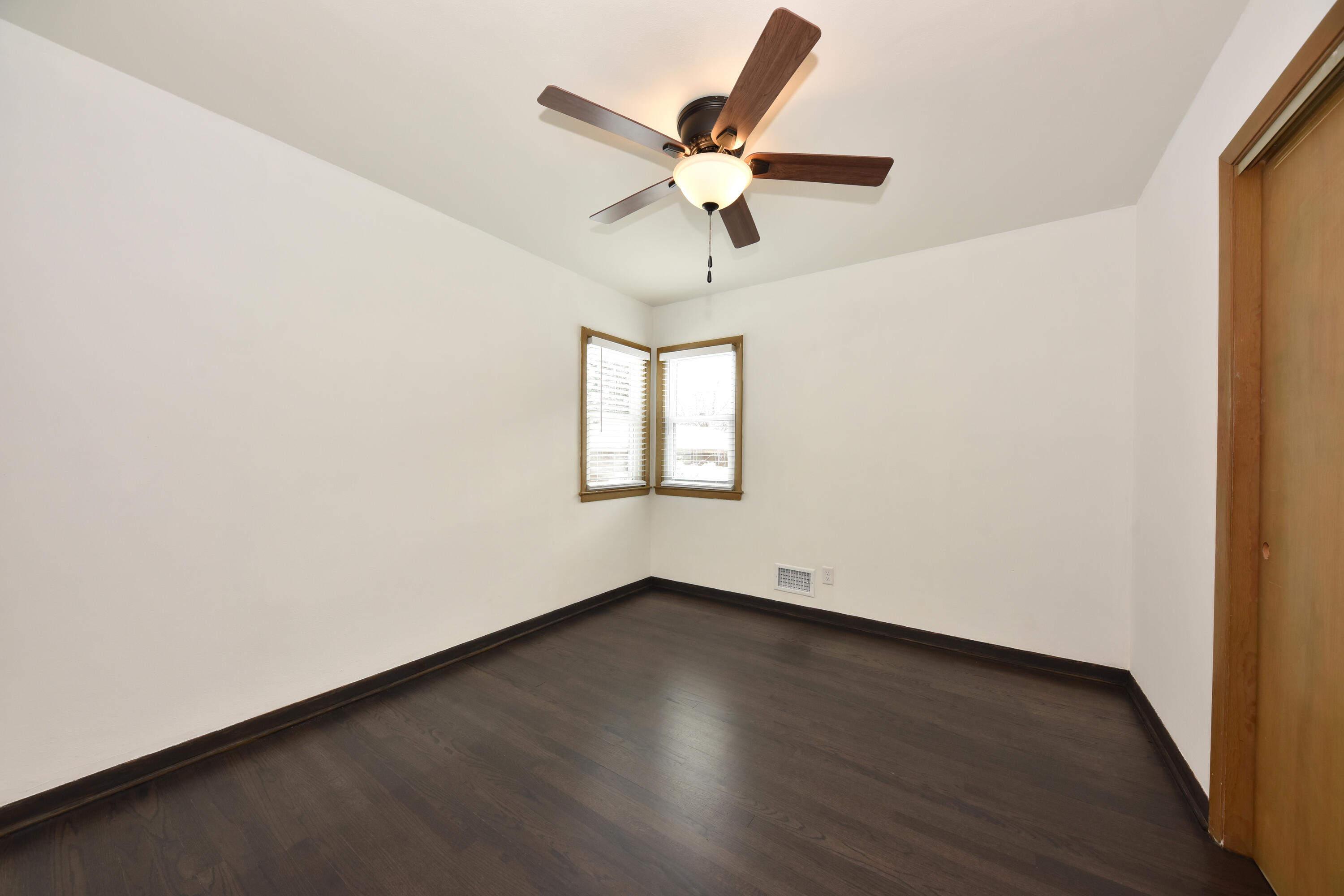 4314 North 68th Street Milwaukee, WI 53216 - Photo 15 of 29 Primary Bedroom