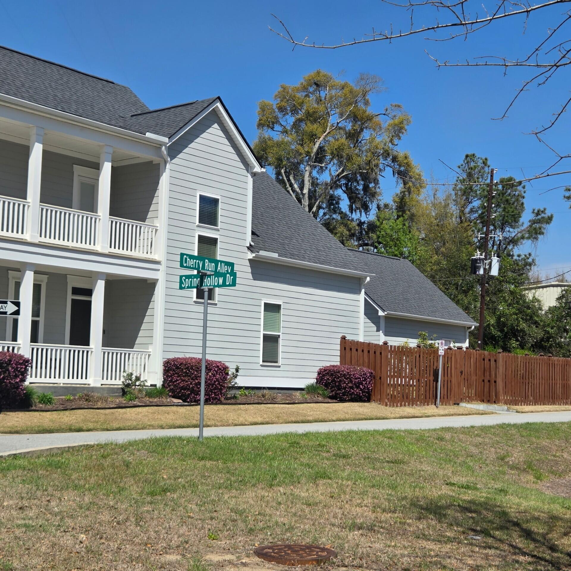 481 Spring Hollow Drive Charleston, SC 29492 - Photo 2 of 20 481 Spring Hollow