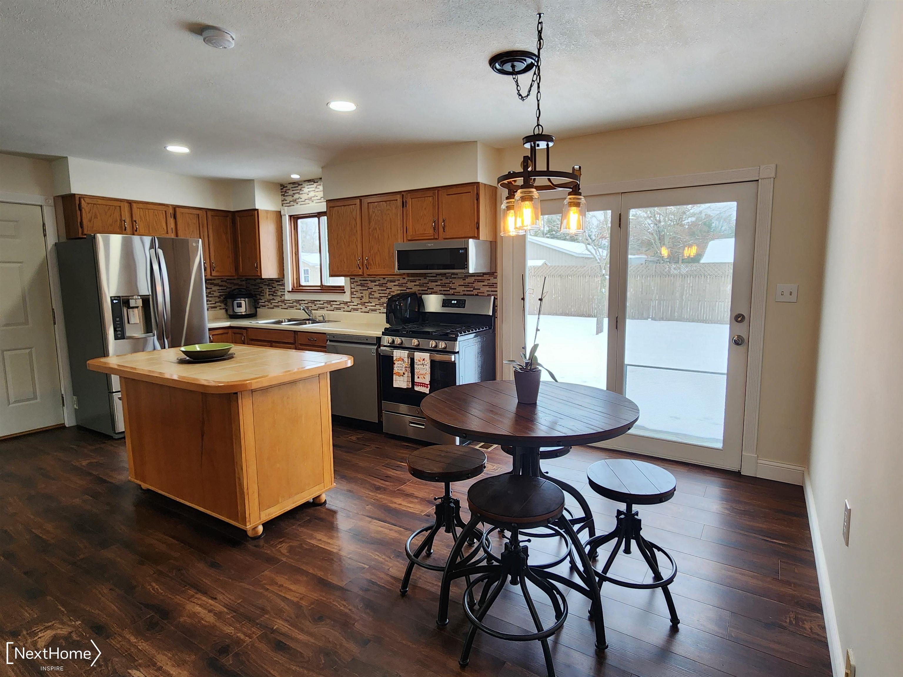 10414 Eve Road St. Helen, MI 48656 - Photo 4 of 52 Gallery Image 4