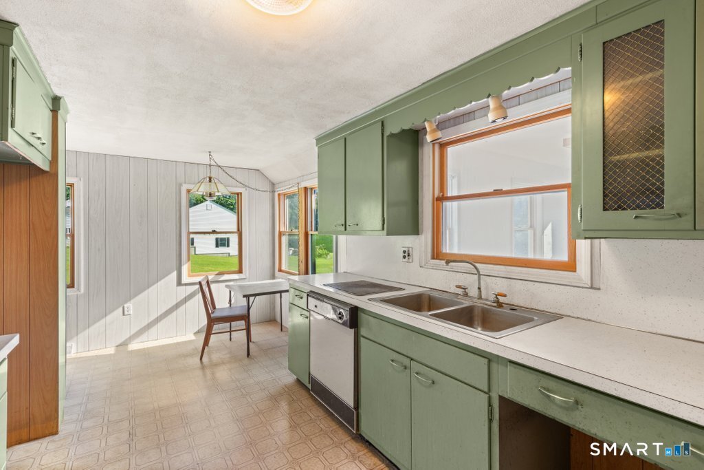 30 Old Middle Road Brookfield, CT 06804 - Photo 13 of 35 Gallery Image 13