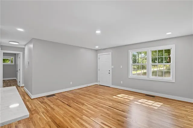 $1,850 | 2889 Macon Drive Southwest, Atlanta, GA 30354