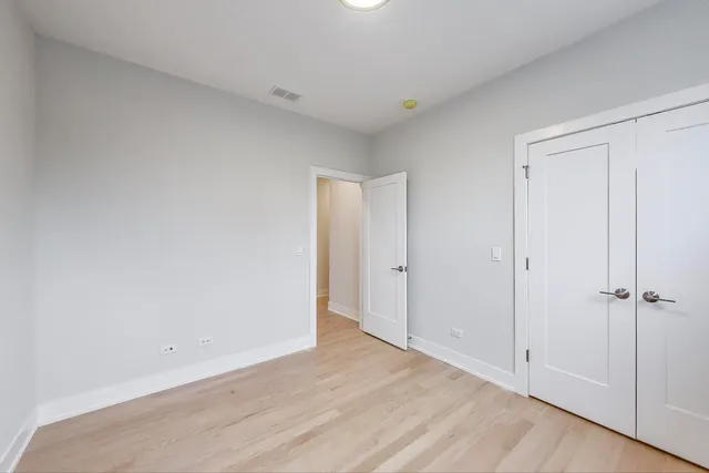 $650,000 | 3339 North Ridgeway Avenue, Unit 2N, Chicago, IL 60618