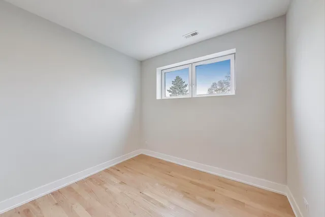 $650,000 | 3339 North Ridgeway Avenue, Unit 2N, Chicago, IL 60618