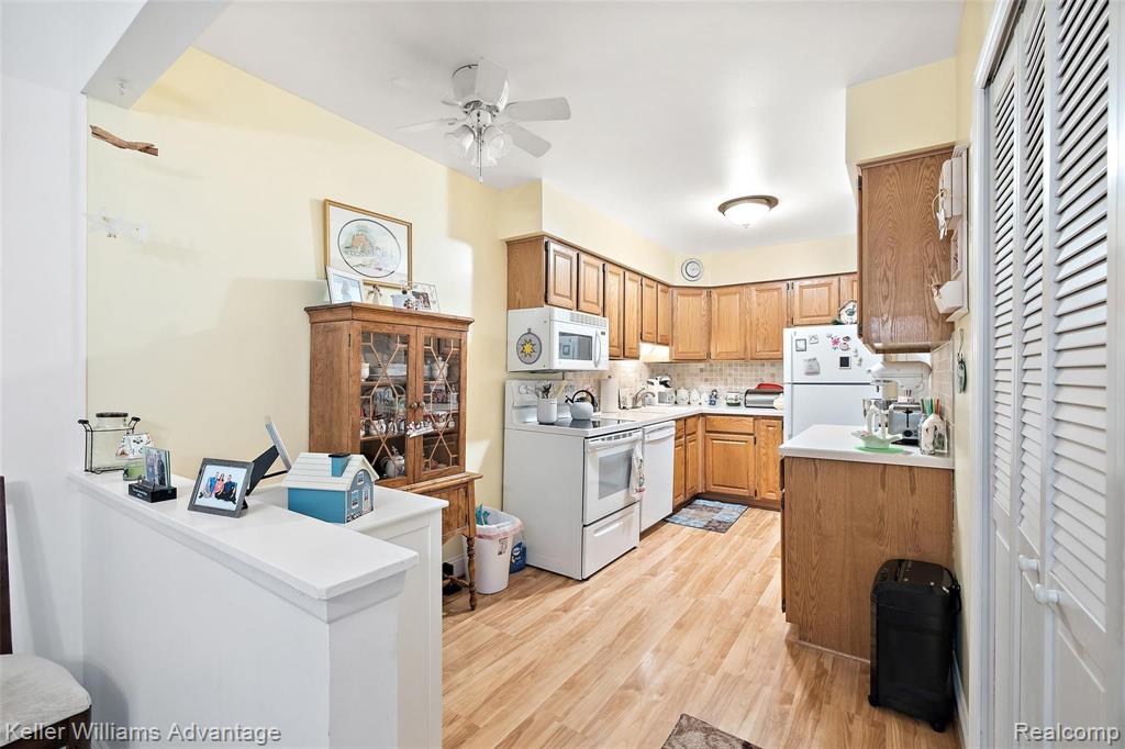 1838 Streamedge Court Rochester Hills, MI 48309 - Photo 10 of 18