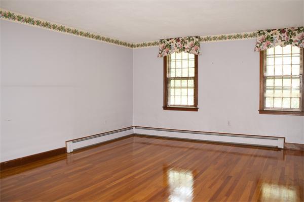 65 Rockwood Road Norfolk, MA 02056 - Photo 15 of 22 Gallery Image 15