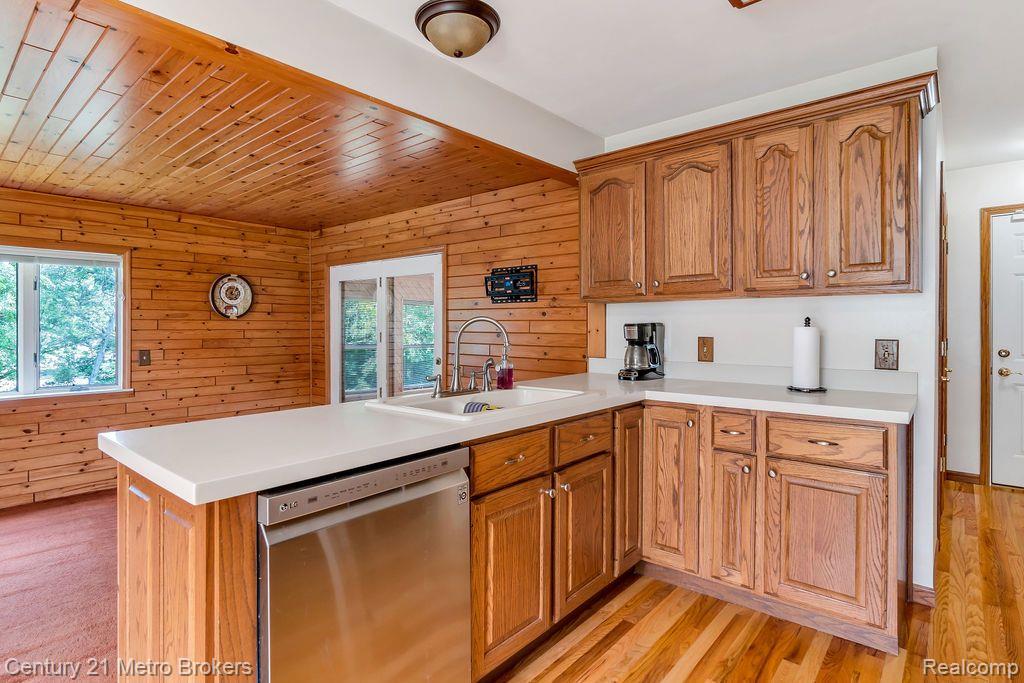1190 Stonehenge Road Flint, MI 48532 - Photo 10 of 32 Gallery Image 10