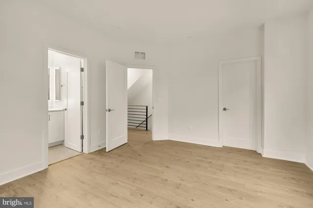 $7,950 | 5414 Goshawk Alley, Bethesda, MD 20816