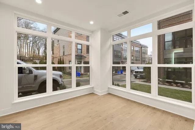 $7,950 | 5414 Goshawk Alley, Bethesda, MD 20816