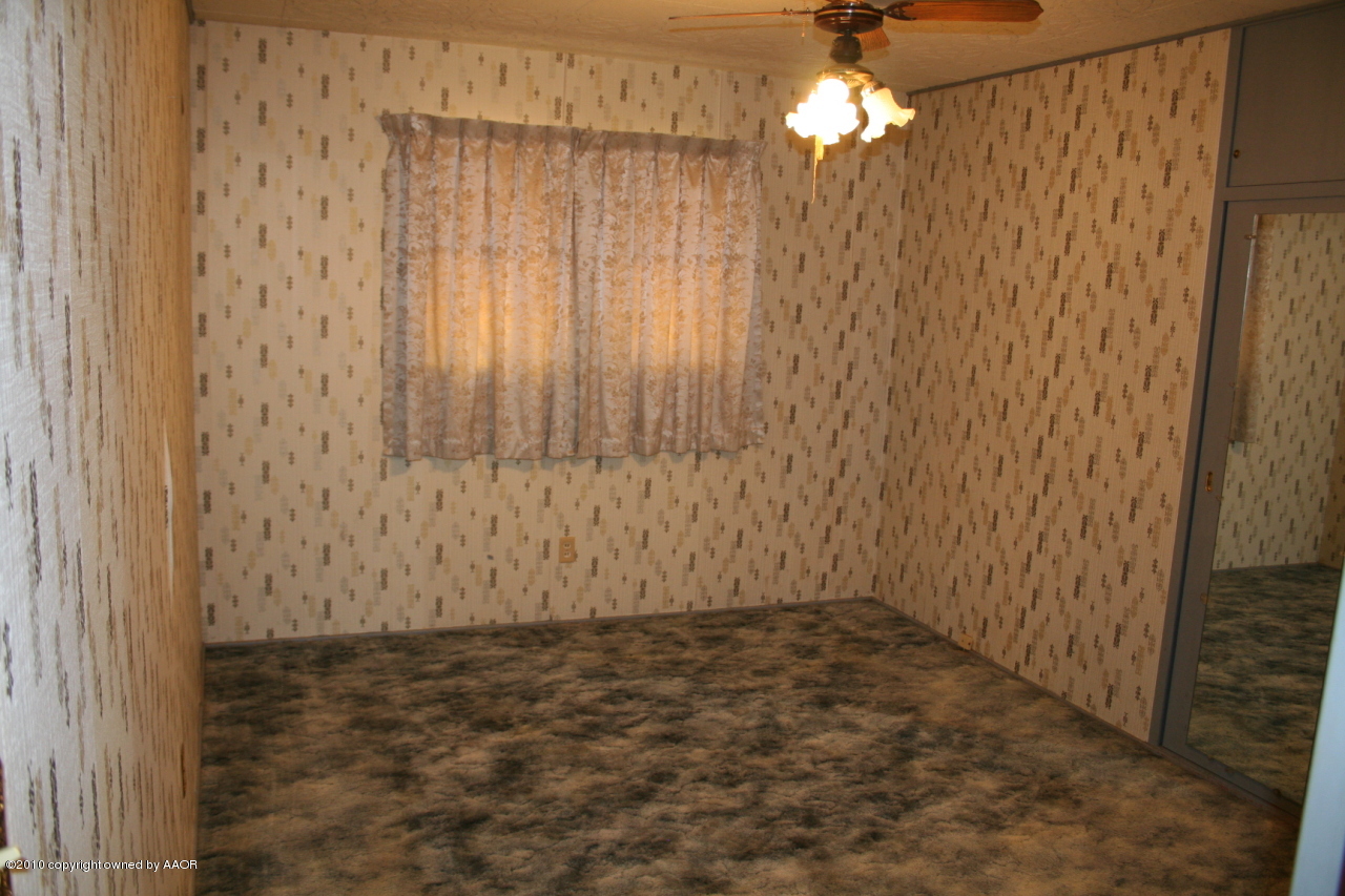 5105 South Bonham Street Amarillo, TX 79110 - Photo 10 of 13 Bed 1