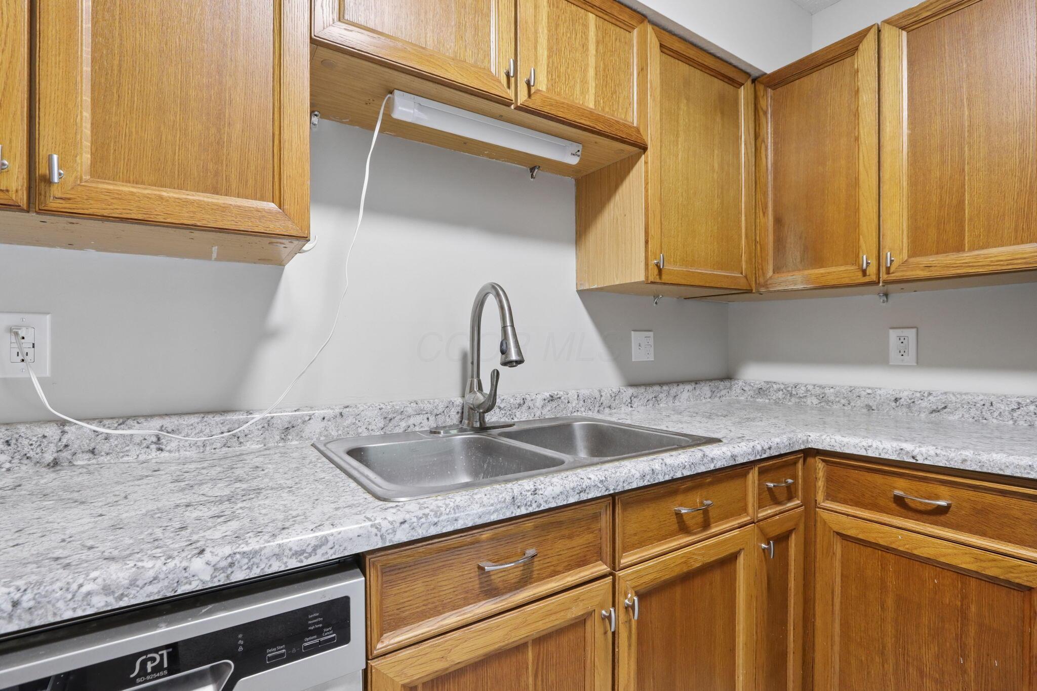 3939 Karl Road, Unit 100 Columbus, OH 43224 - Photo 10 of 23