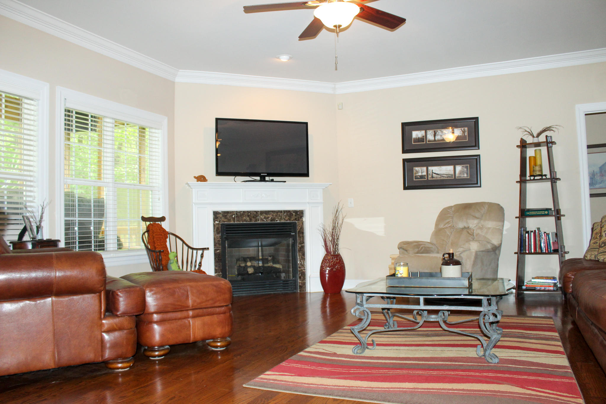 12083 McGhee Road Apison, TN 37302 - Photo 15 of 38 Livingroom