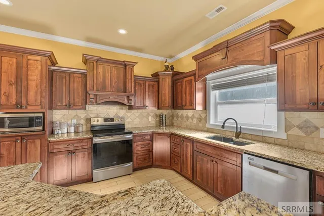 $465,000 | 168 Highway 91, Blackfoot, ID 83221