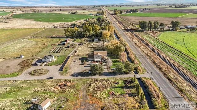 $465,000 | 168 Highway 91, Blackfoot, ID 83221