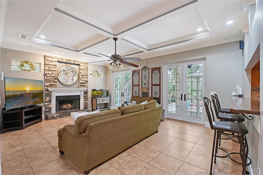 1788 Palm View Road Sarasota, FL 34240 - Photo 10 of 70 Gallery Image 10