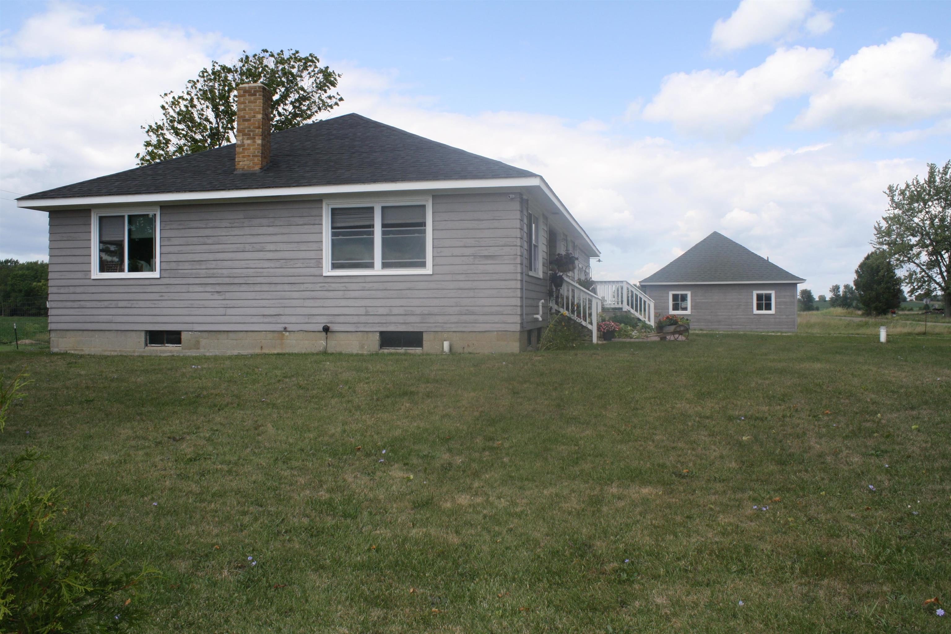 2910 South Reed Road Durand, MI 48429 - Photo 11 of 34