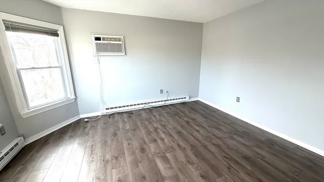 $1,900 | 452 Main Street, Unit 5, Melrose, MA 02176