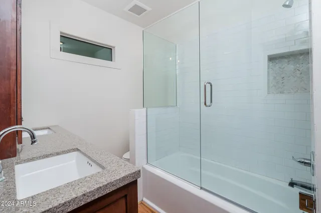 $2,399 | 1006 East McKinley Street, Phoenix, AZ 85006