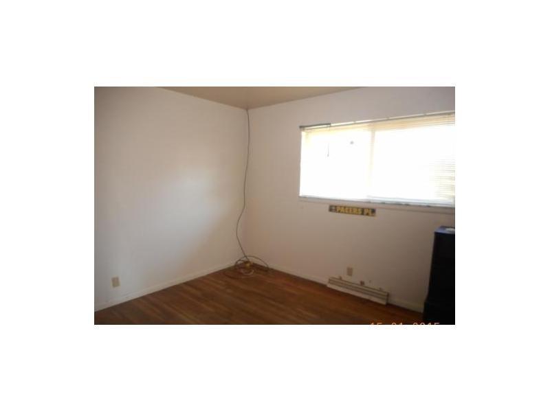 8318 Hayworth Road Indianapolis, IN 46221 - Photo 5 of 8 Gallery Image 5