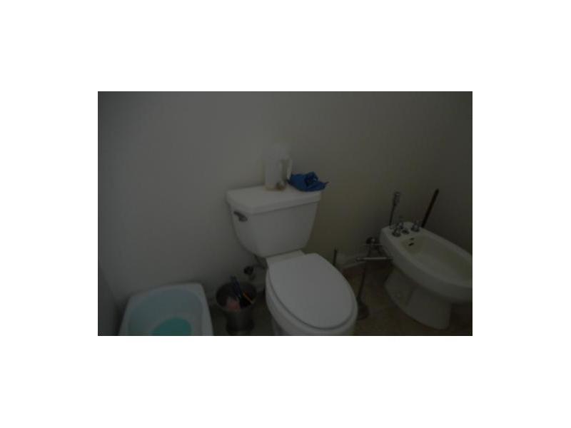 8318 Hayworth Road Indianapolis, IN 46221 - Photo 7 of 8 Gallery Image 7