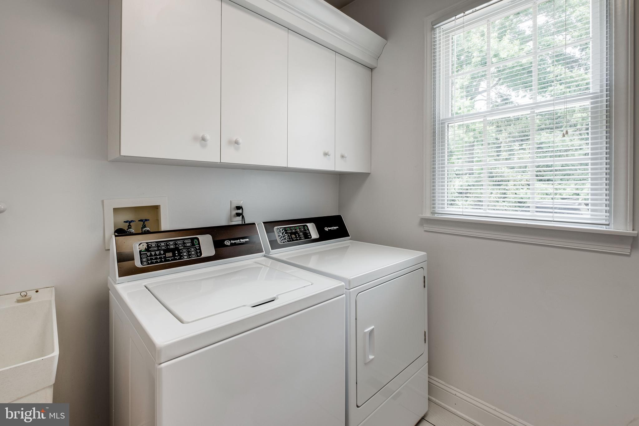 210 Summit Road Mount Laurel, NJ 08054 - Photo 14 of 36 Laundry room