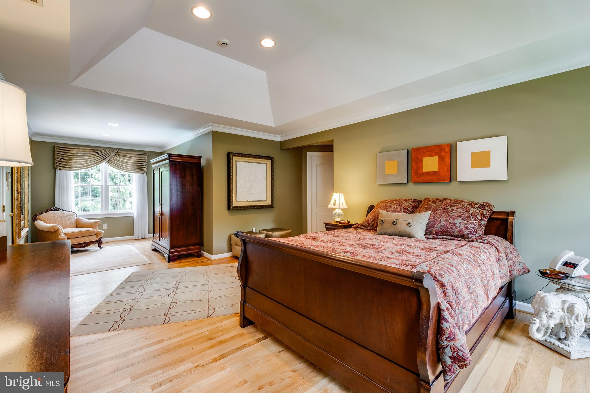210 Summit Road Mount Laurel, NJ 08054 - Photo 18 of 36 Tray ceiling and recessed lights