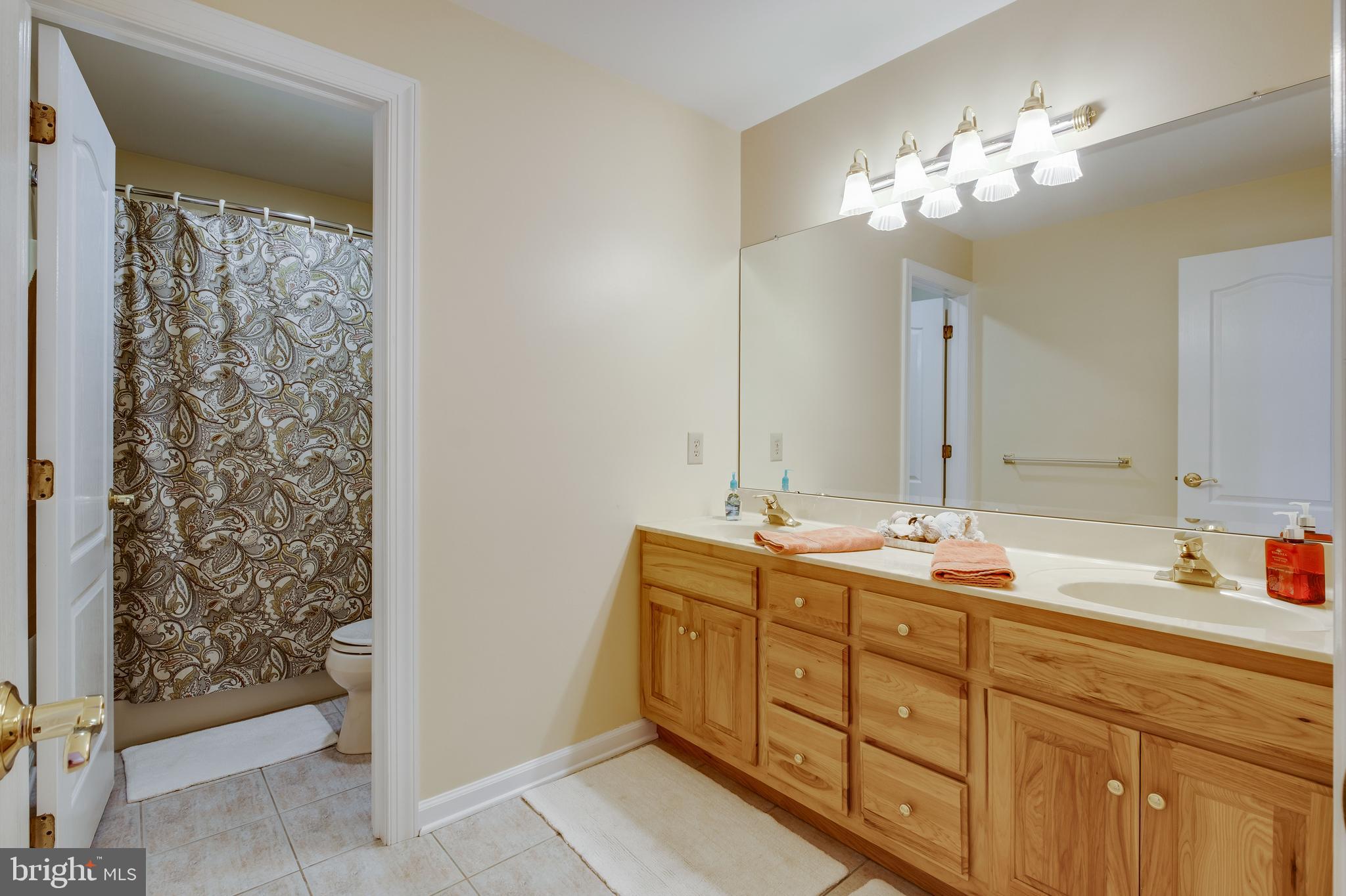 210 Summit Road Mount Laurel, NJ 08054 - Photo 23 of 36 Hall full bathroom
