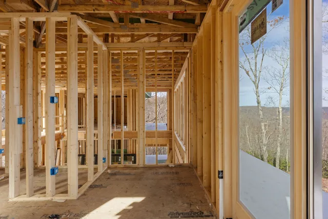 $899,000 | 2345 Eagle Rock Road, Monteagle, TN 37356