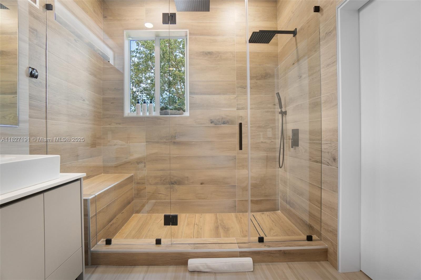 Biscayne Park Biscayne Park, FL 33161 - Photo 18 of 45