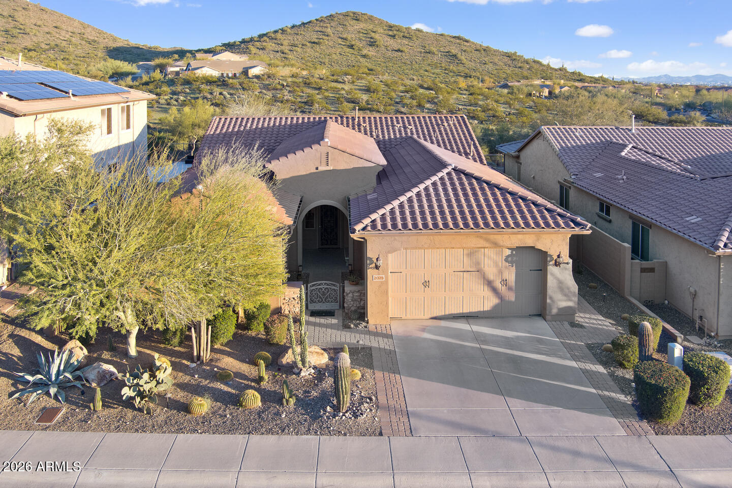 2025 West Steed Ridge Phoenix, AZ 85085 - Photo 31 of 53 MAX_0092