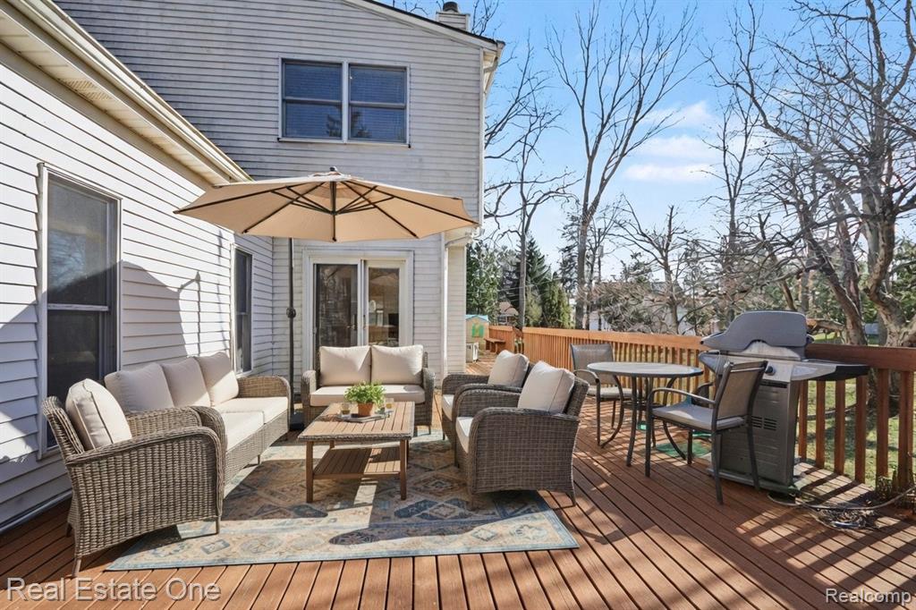 5840 Inkster Road West Bloomfield, MI 48323 - Photo 40 of 47