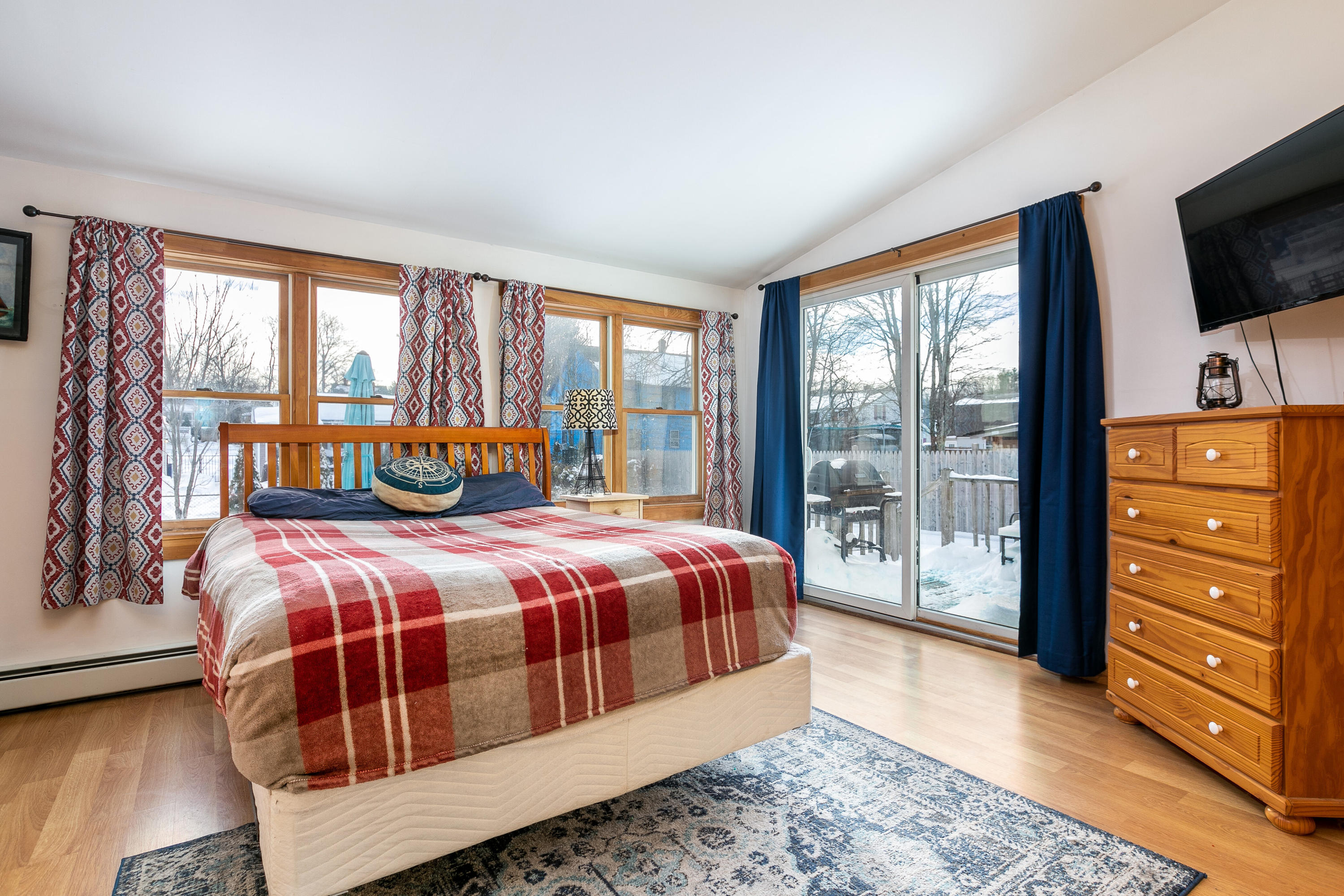 76 Bonnybriar Road South Portland, ME 04106 - Photo 14 of 33 76 Bonnybriar Rd South-print-014-035-Mai